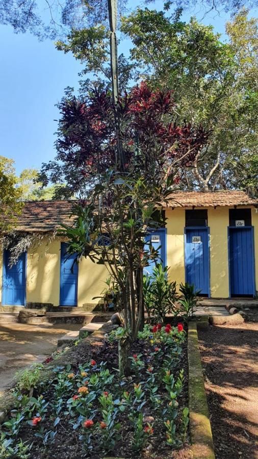 Casa Da Fonte Hospedaria Hotel Miguel Pereira Luaran gambar