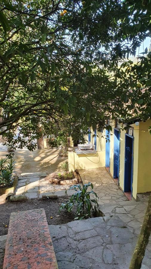 Casa Da Fonte Hospedaria Hotel Miguel Pereira Luaran gambar